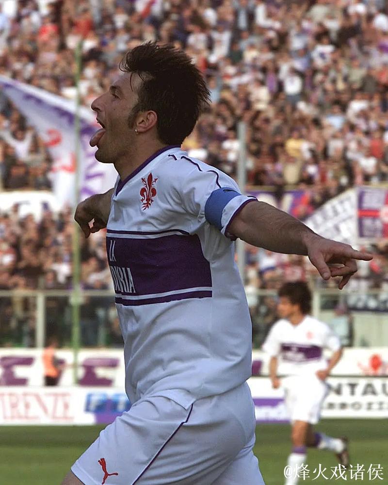 佛罗伦萨前球星里加诺退役后重返工地担任瓦匠 佛罗伦萨前球星里加诺退役后重返工地担任瓦匠