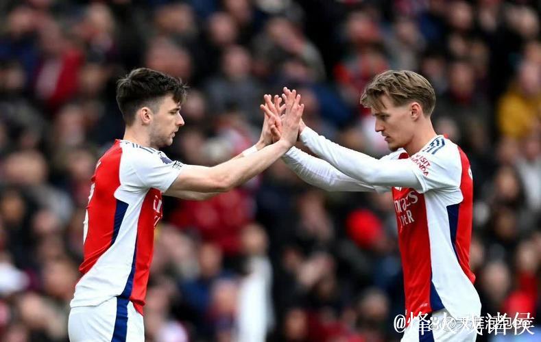 CP:克尼普尔当下毫无疑问是联盟最受瞩目的新秀后卫 CP:克尼普尔当下毫无疑问是联盟最受瞩目的新秀后卫