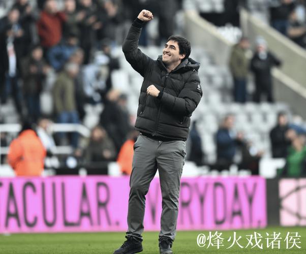 伊劳拉：两队进攻强于防守，我们末段获得两次良机